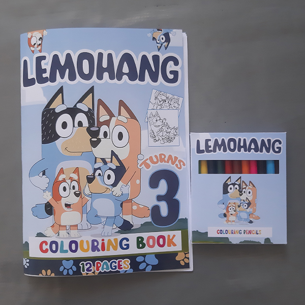 Product: Bluey personalised colouring book with cryons