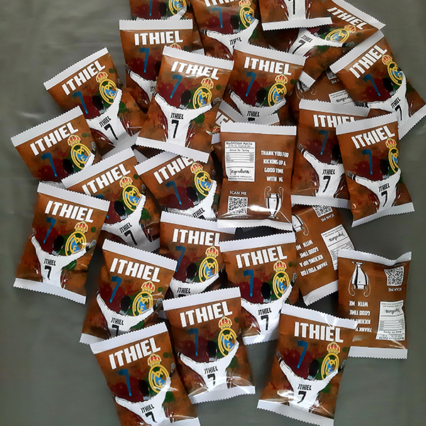Product: Ronaldo personalised soccer party pack chip bag