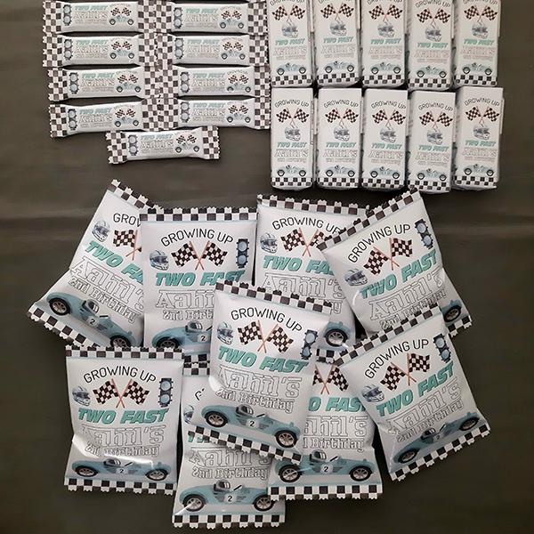 Product: Two fast personalised party packs combo with juice and kitkat 