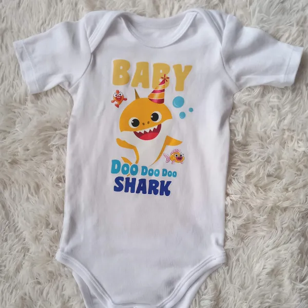 Baby shark Doo Doo personalised onesie or tshirt for girls and bo...